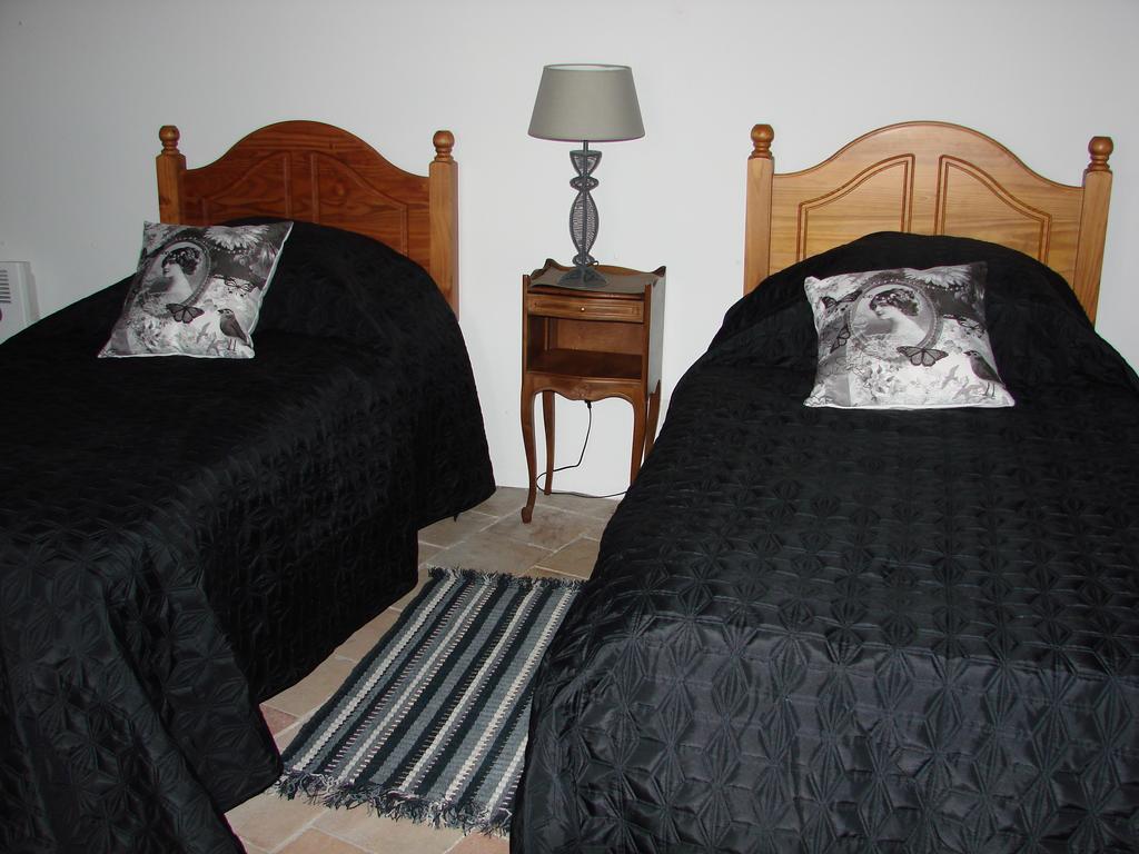 B&B Tour De Saint Anne Azille Rom bilde