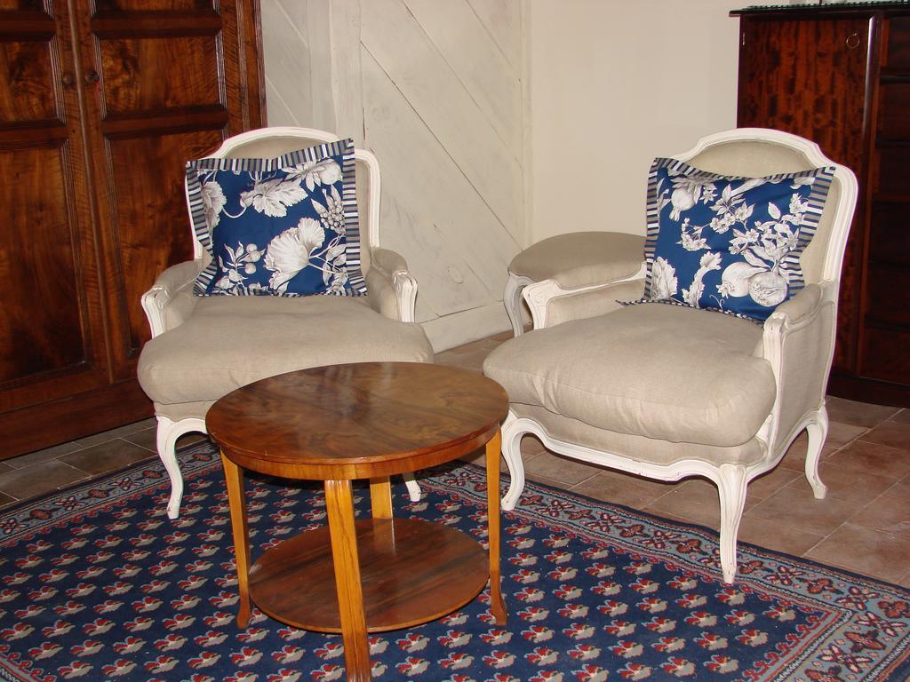 B&B Tour De Saint Anne Azille Rom bilde