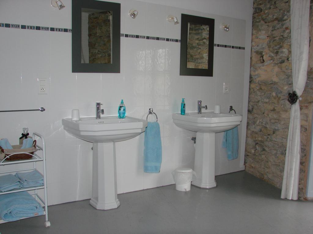 B&B Tour De Saint Anne Azille Rom bilde